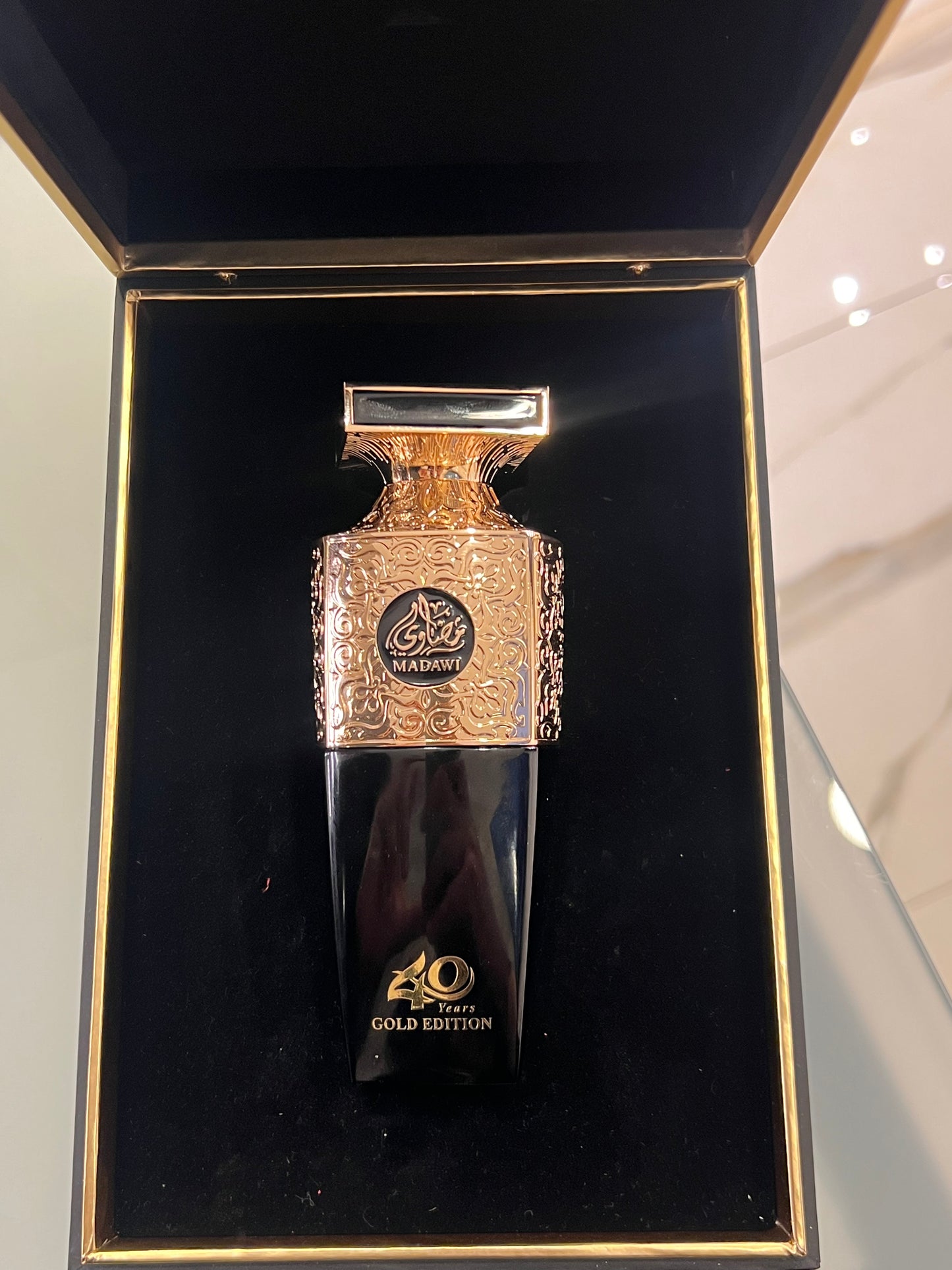 Arabian Oud Madawi Gold Edition 100ml unisex scia 6/7 durata ottima