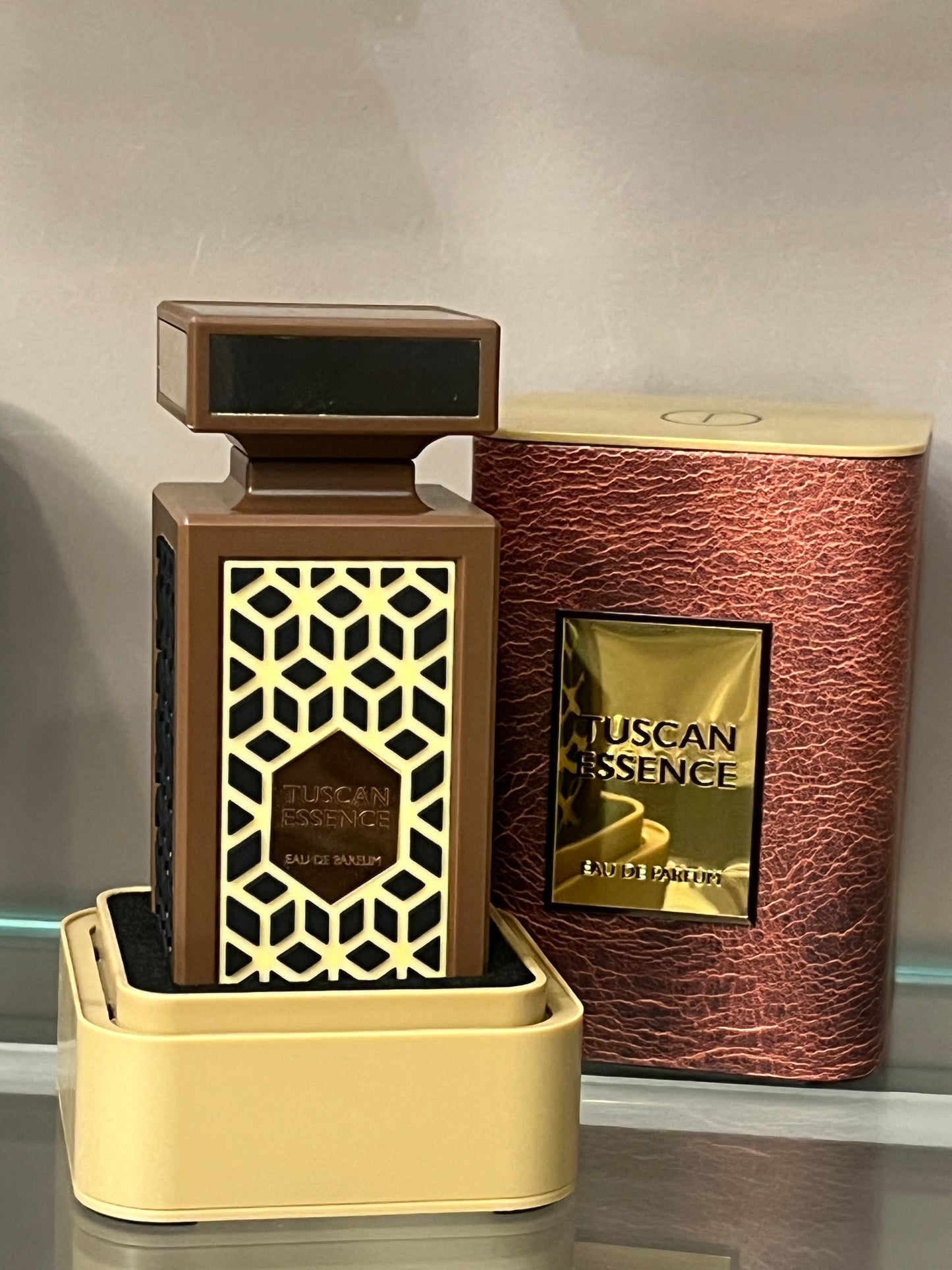 Tuscan Essence 100ml EDP (ricorda Tuscan Leather di Tom Ford)