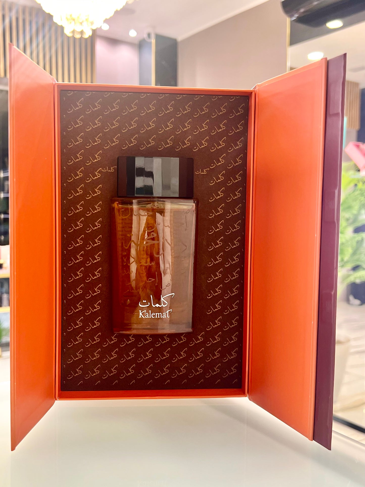 Arabian Oud
Kalemat unisex
