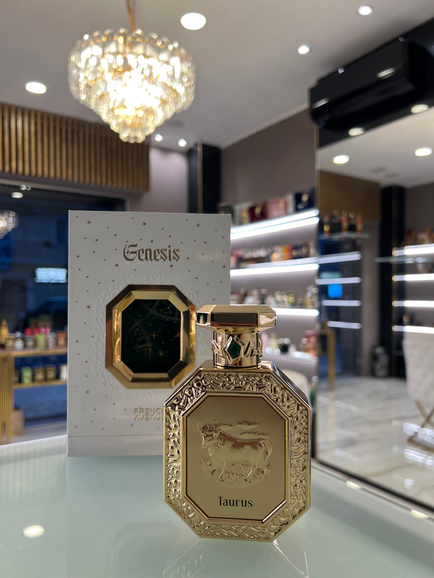 Taurus di French Avenue unisex
