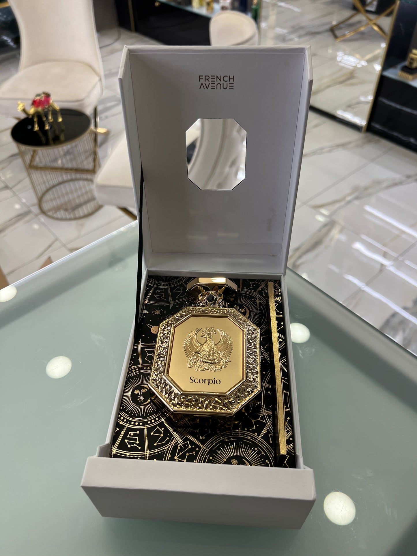 Scorpio di French Avenue unisex